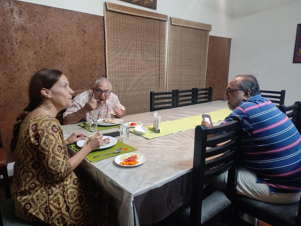 AranmulaMalakkarethu House公寓 外观 照片